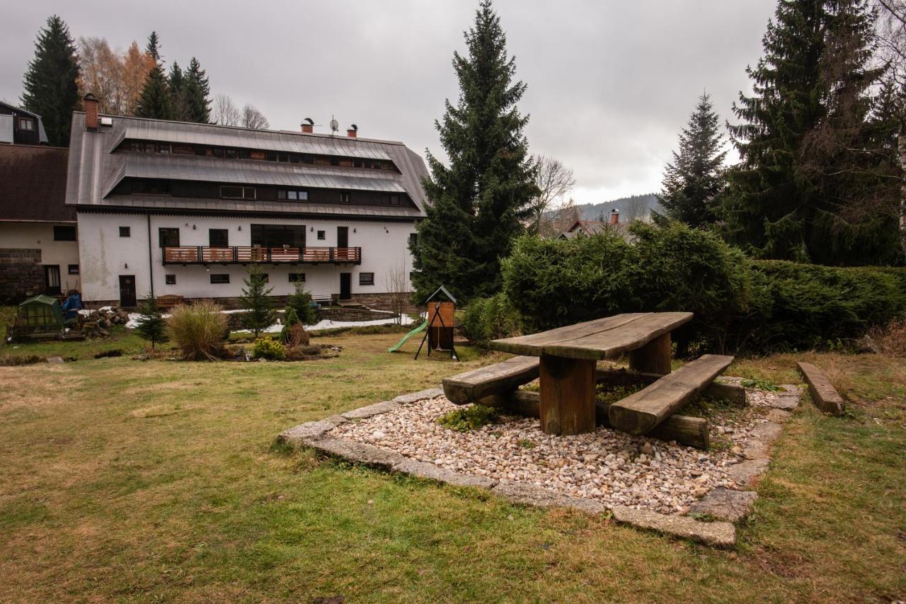 Pension Styl Bedřichov Екстериор снимка
